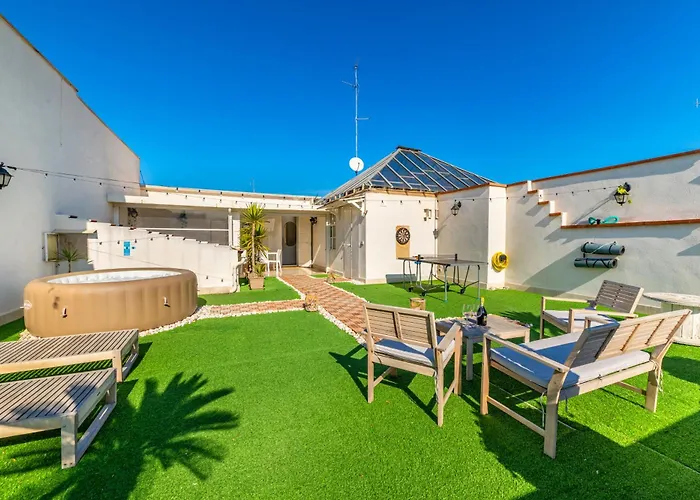 150Mq Rooftop Paradise - Spacious Private Terrace